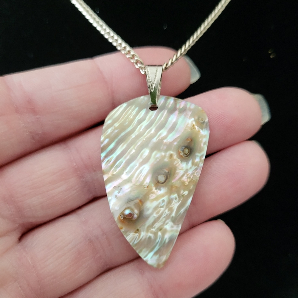 Vintage Abalone Shell Pendant Necklace
